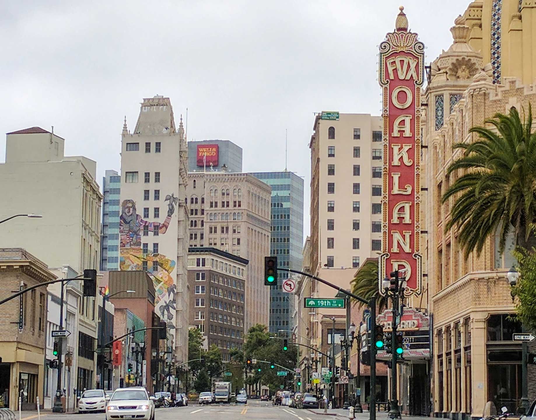 Oakland Movers | Local & Long-Distance Moving Services